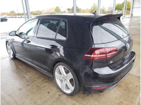 2015 Volkswagen Golf VII Lim R BMT 4Motion 2015 Volkswagen Golf VII Lim R BMT 4Motion