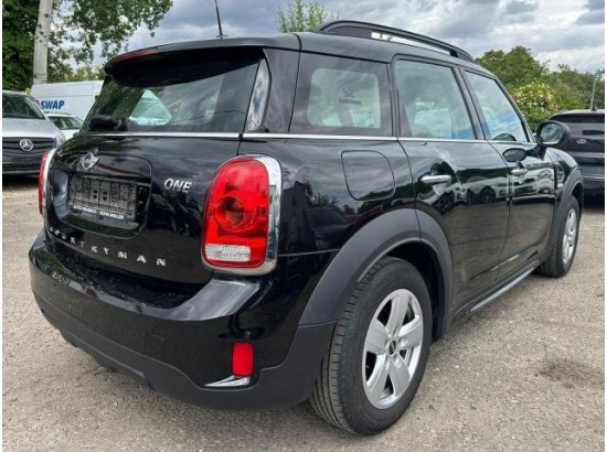 2018 Mini Countryman One