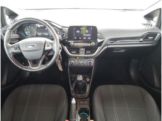 2017 Ford Fiesta Cool & Connect 2017 Ford Fiesta Cool & Connect