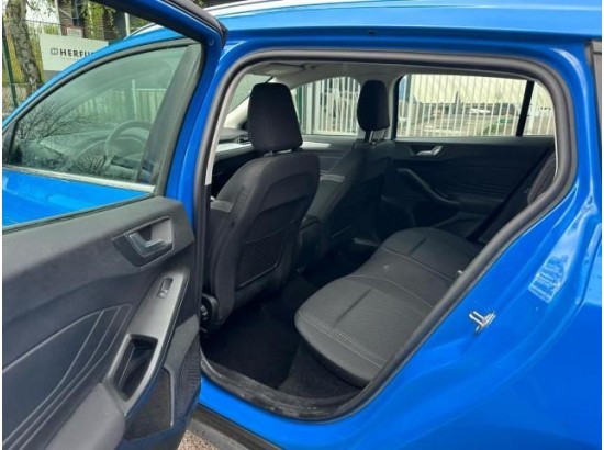 2019 Ford Focus Turnier Cool & Connect 2019 Ford Focus Turnier Cool & Connect