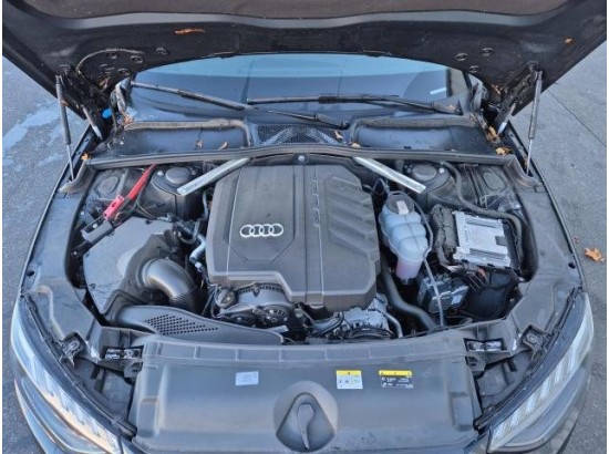 2023 Audi A4 Avant 40 TFSI S line