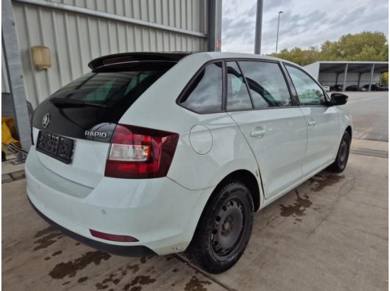 2015 Skoda Rapid Spaceback Emotion Plus