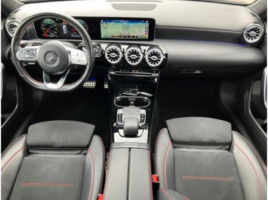 2019 Mercedes-Benz A -Klasse A 180 2019 Mercedes-Benz A -Klasse A 180