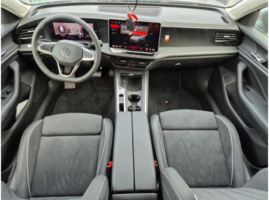 2025 Volkswagen Passant Variant eTSI 110 kW Business 2025 Volkswagen Passant Variant eTSI 110 kW Business