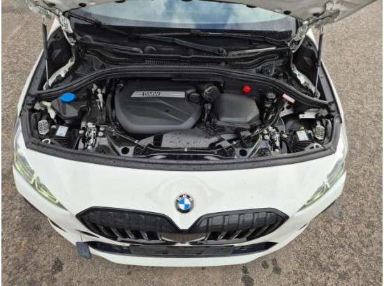 2023 BMW 2er Active Tourer 218 d M Sport 2023 BMW 2er Active Tourer 218 d M Sport