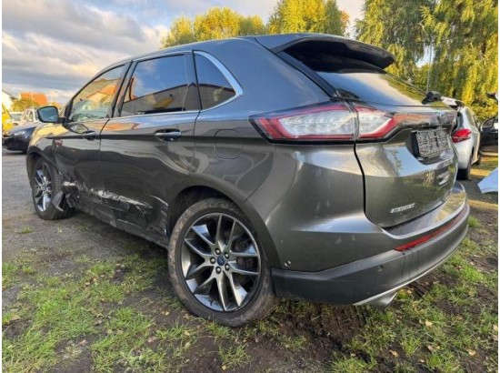 2016 Ford Edge Titanium 4x4 2016 Ford Edge Titanium 4x4