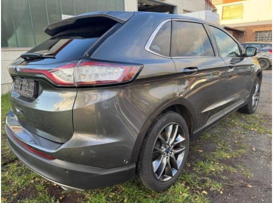 2016 Ford Edge Titanium 4x4 2016 Ford Edge Titanium 4x4