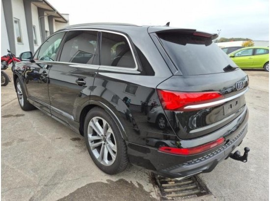 2025 Audi Q7 50 TDI quattro S line 2025 Audi Q7 50 TDI quattro S line