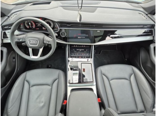 2025 Audi Q7 50 TDI quattro S line 2025 Audi Q7 50 TDI quattro S line