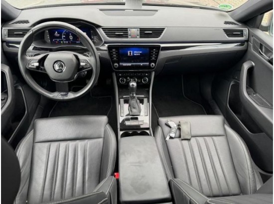 2021 Skoda Superb Combi L&K 2021 Skoda Superb Combi L&K