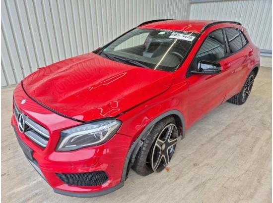 2015 Mercedes-Benz GLA -Klasse GLA 200 Street Style 2015 Mercedes-Benz GLA -Klasse GLA 200 Street Style