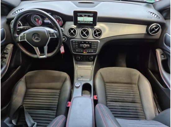 2015 Mercedes-Benz GLA -Klasse GLA 200 Street Style 2015 Mercedes-Benz GLA -Klasse GLA 200 Street Style