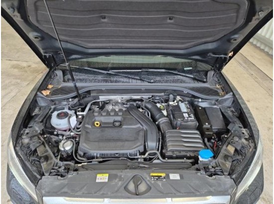 2022 Audi Q2 35 TFSI basis 2022 Audi Q2 35 TFSI basis