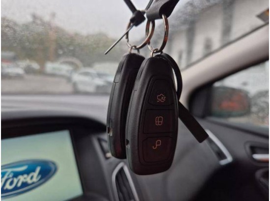 2016 Ford Focus Turnier Titanium 2016 Ford Focus Turnier Titanium