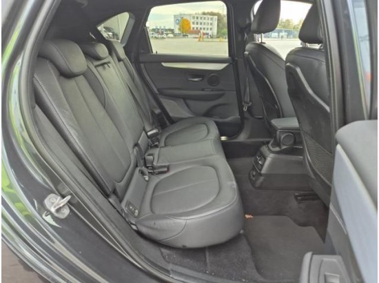 2016 BMW 2er Active Tourer 218 i Luxury Line