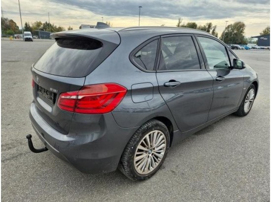 2016 BMW 2er Active Tourer 218 i Luxury Line