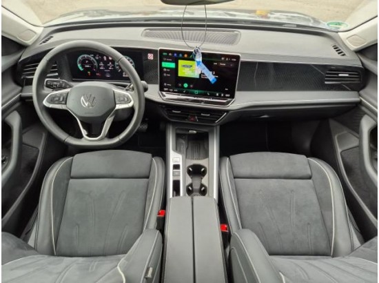 2025 Volkswagen Passat Variant 2.0 TDI 110 kW Business 2025 Volkswagen Passat Variant 2.0 TDI 110 kW Business