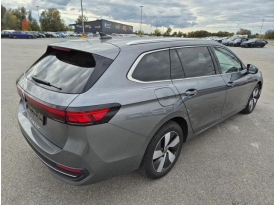 2025 Volkswagen Passat Variant 2.0 TDI 110 kW Business 2025 Volkswagen Passat Variant 2.0 TDI 110 kW Business