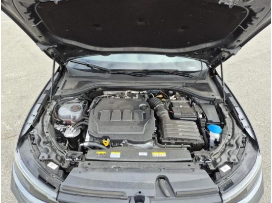 2025 Volkswagen Passat Variant 2.0 TDI 110 kW Business 2025 Volkswagen Passat Variant 2.0 TDI 110 kW Business