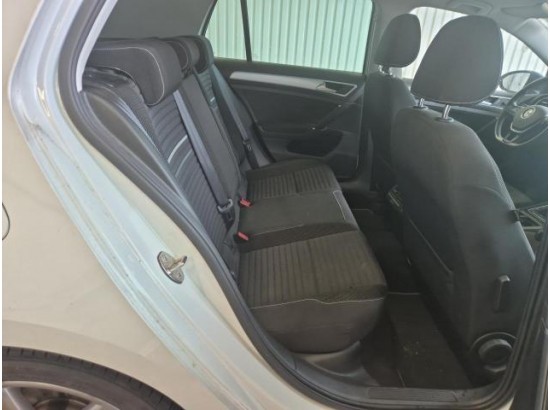 2015 Volkswagen Golf VII Lim. Cup BMT 2015 Volkswagen Golf VII Lim. Cup BMT