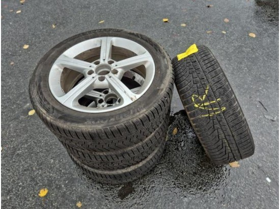 2021 Mercedes-Benz CLA -Klasse CLA 250 e 2021 Mercedes-Benz CLA -Klasse CLA 250 e