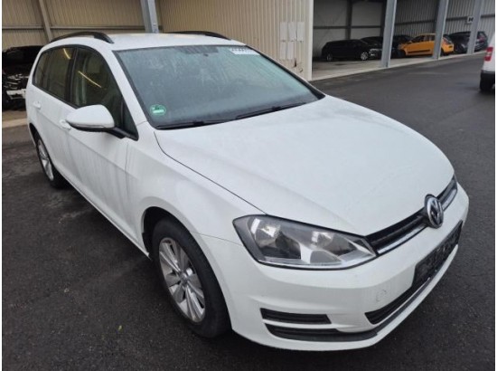 2015 Volkswagen Golf VII Variant Trendline BMT 2015 Volkswagen Golf VII Variant Trendline BMT