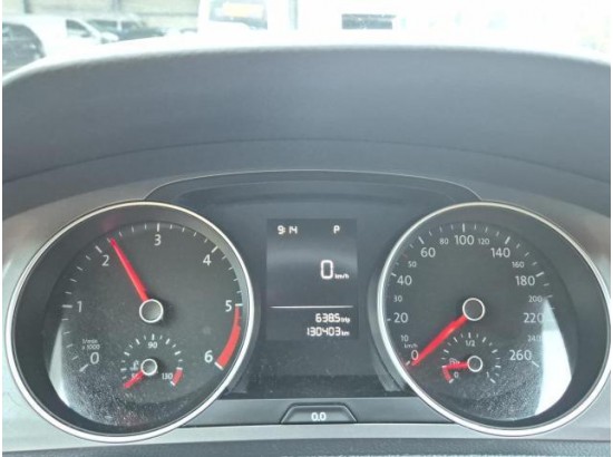 2015 Volkswagen Golf VII Variant Trendline BMT 2015 Volkswagen Golf VII Variant Trendline BMT
