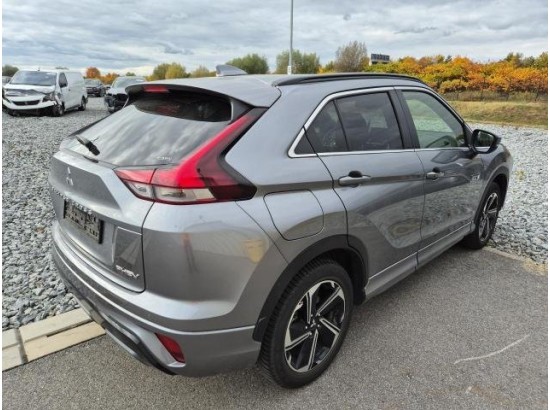 2023 Mitsubishi Eclipse Cross Plus Select Hybrid 4WD 2023 Mitsubishi Eclipse Cross Plus Select Hybrid 4WD
