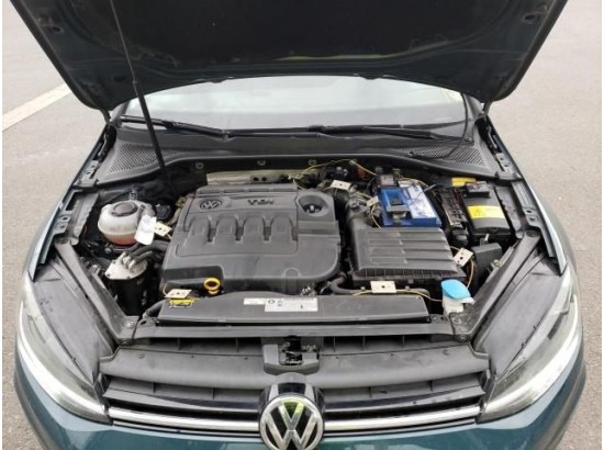 2017 Volkswagen Golf VII Variant Trendline BMT/Start-Stopp 2017 Volkswagen Golf VII Variant Trendline BMT/Start-Stopp