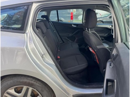 2022 Ford Focus Turnier Cool & Connect 2022 Ford Focus Turnier Cool & Connect
