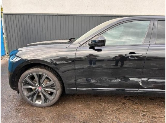 2021 Jaguar F-PACE R-Dynamic SE AWD 2021 Jaguar F-PACE R-Dynamic SE AWD