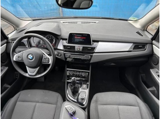 2022 BMW 2er Gran Tourer 218 d Advantage 2022 BMW 2er Gran Tourer 218 d Advantage