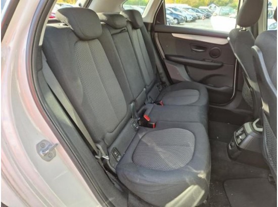 2016 BMW 2er Active Tourer 218i Advantage