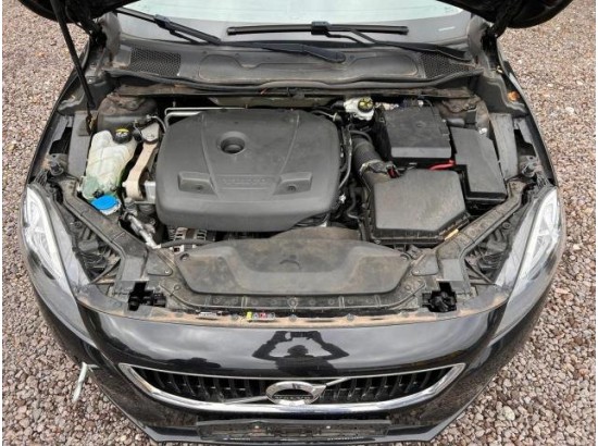 2018 Volvo V40 Kinetic 2018 Volvo V40 Kinetic