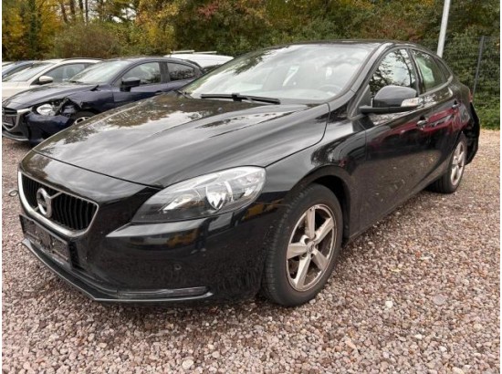 2018 Volvo V40 Kinetic 2018 Volvo V40 Kinetic