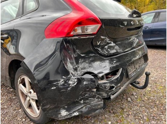 2018 Volvo V40 Kinetic 2018 Volvo V40 Kinetic
