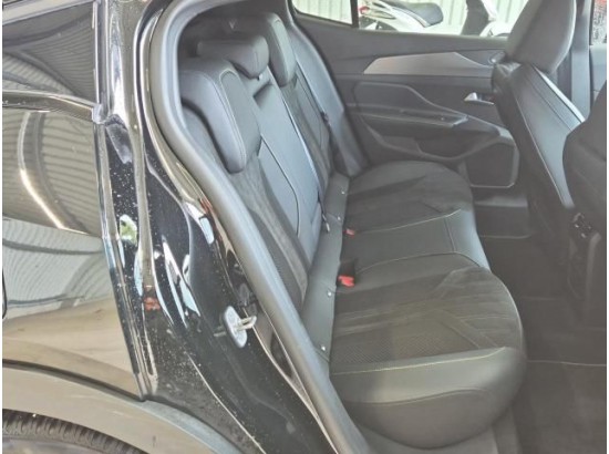 2025 Peugeot 408 Hybrid 225 GT