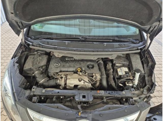 2016 Opel Zafira C Tourer Innovation 2016 Opel Zafira C Tourer Innovation