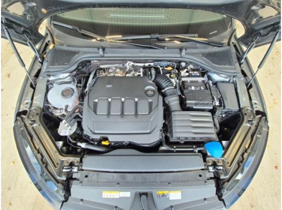 2025 Skoda Octavia Combi 2.0 TDI 110 kW Tour