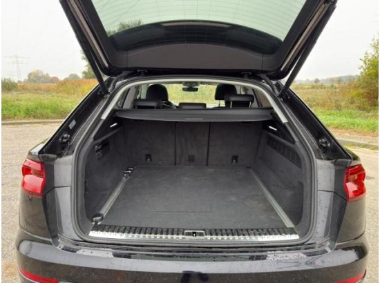 2021 Audi Q8 55 TFSI e quattro 2021 Audi Q8 55 TFSI e quattro