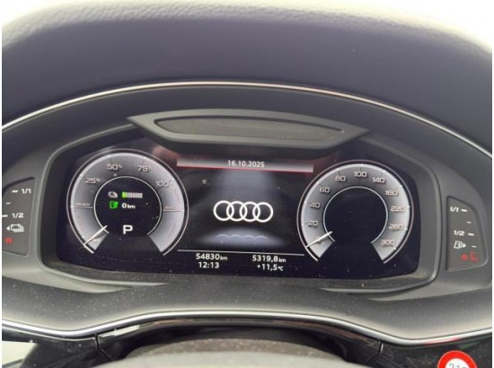 2021 Audi Q8 55 TFSI e quattro 2021 Audi Q8 55 TFSI e quattro