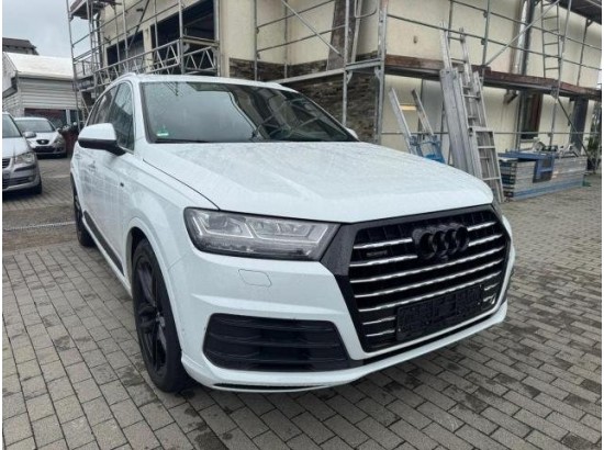 2016 Audi Q7 3.0 TDI quattro 2016 Audi Q7 3.0 TDI quattro