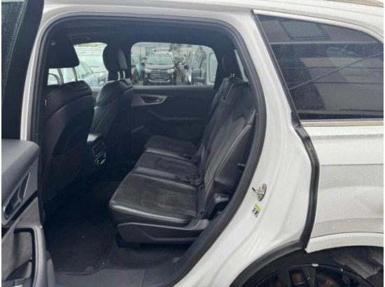 2016 Audi Q7 3.0 TDI quattro 2016 Audi Q7 3.0 TDI quattro