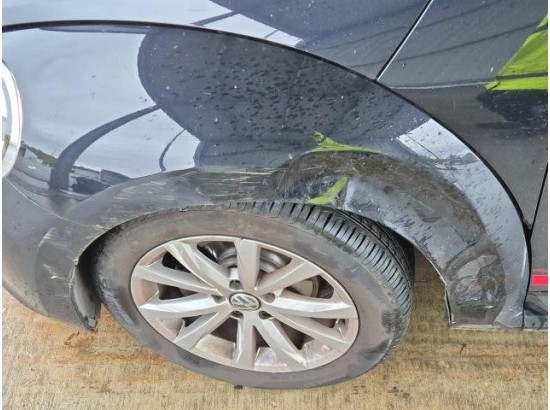 2016 Volkswagen Beetle Lim. Design BMT