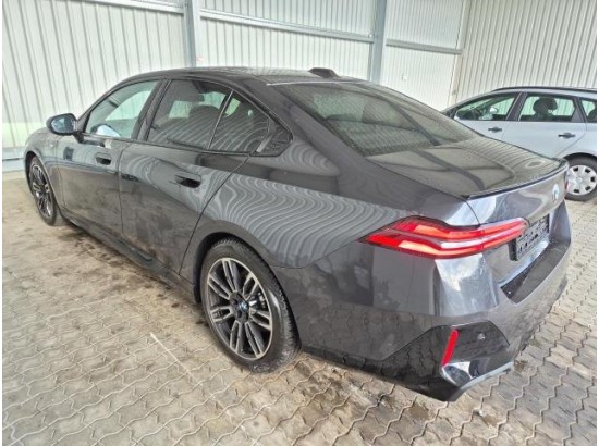 2025 BMW 5er Lim. 520 d M Sport