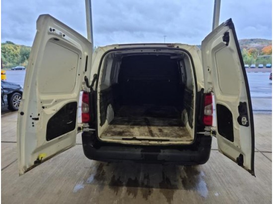 2020 Peugeot Partner Premium L2