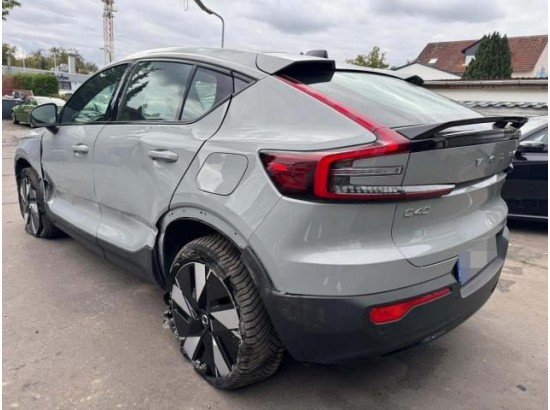 2024 Volvo C40 Ultimate Recharge Pure Electric 2WD 2024 Volvo C40 Ultimate Recharge Pure Electric 2WD
