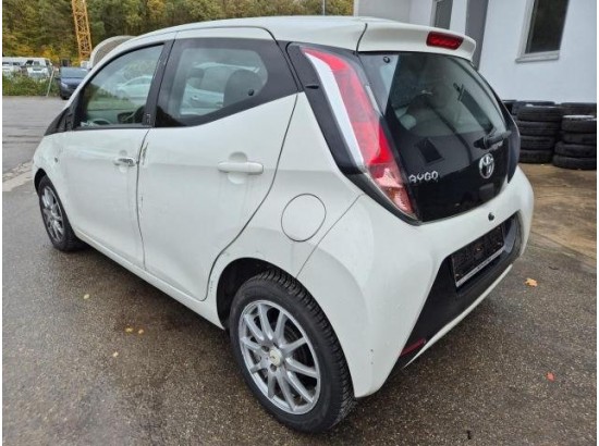 2018 Toyota AYGO x-play Team D