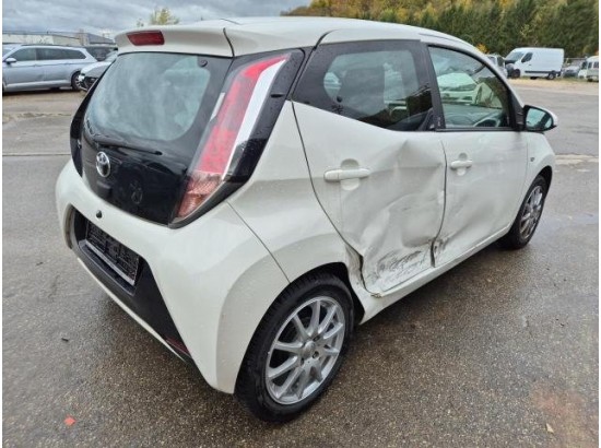 2018 Toyota AYGO x-play Team D