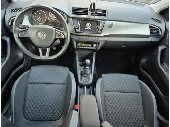 2015 Skoda Fabia Style 2015 Skoda Fabia Style